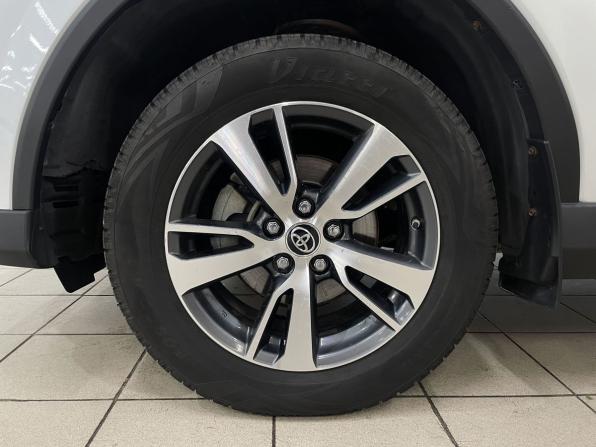 Toyota RAV4 IV (XA40) Рестайлинг с пробегом 2018 года, цена 2 670 000 рублей, 66739 км, внедорожник, Автокод Объявления