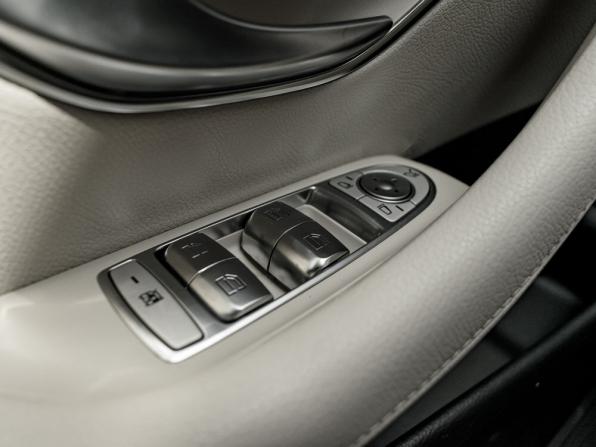 Mercedes-Benz E-Класс V (W213 S213 C238) с пробегом 2017 года, цена 2 930 000 рублей, 166604 км, седан, Автокод Объявления