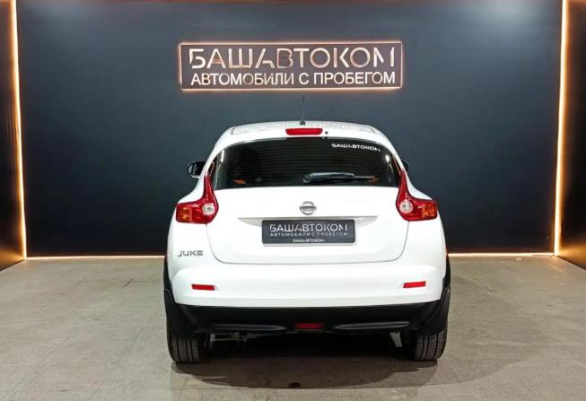 Nissan Juke I с пробегом 2012 года, цена 949 000 рублей, 159497 км, внедорожник, Автокод Объявления