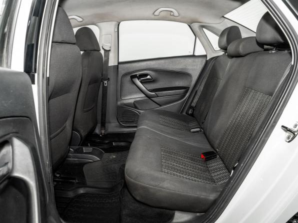 Volkswagen Polo V Рестайлинг с пробегом 2019 года, цена 505 000 рублей, 404518 км, седан, Автокод Объявления