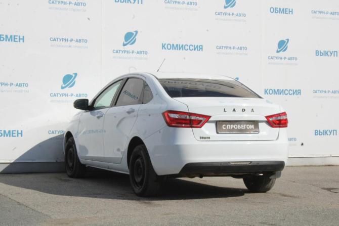 Lada (ВАЗ) Vesta I с пробегом 2019 года, цена 800 000 рублей, 102000 км, седан, Автокод Объявления