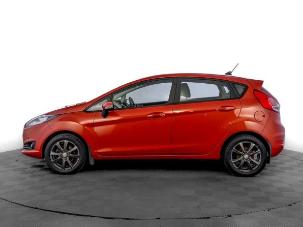 Ford Fiesta Mk6 Рестайлинг с пробегом 2019 года, цена 1 150 000 рублей, 62154 км, хэтчбек, Автокод Объявления