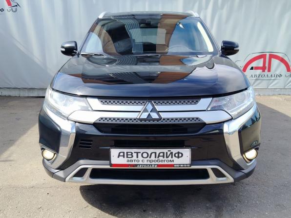 Mitsubishi Outlander III Рестайлинг 3 с пробегом 2020 года, цена 1 799 000 рублей, 136256 км, внедорожник, Автокод Объявления