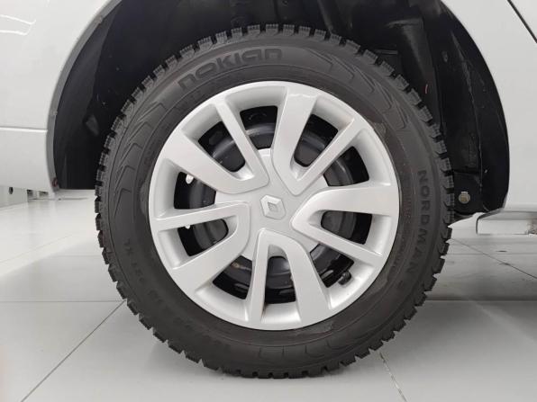 Renault Logan II Рестайлинг с пробегом 2020 года, цена 882 000 рублей, 45100 км, седан, Автокод Объявления