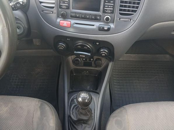 Kia Rio II Рестайлинг с пробегом 2011 года, цена 500 000 рублей, 183752 км, седан, Автокод Объявления