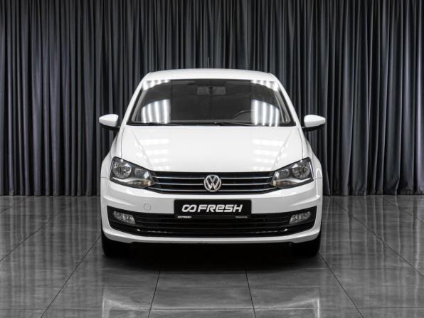 Volkswagen Polo V Рестайлинг с пробегом 2018 года, цена 1 364 000 рублей, 119310 км, седан, Автокод Объявления