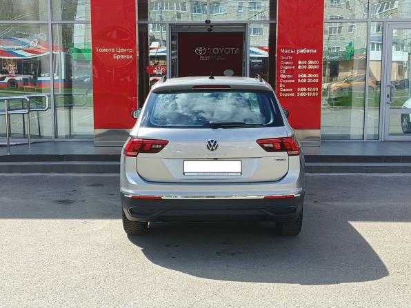Volkswagen Tiguan II Рестайлинг с пробегом 2021 года, цена 2 830 000 рублей, 103741 км, внедорожник, Автокод Объявления