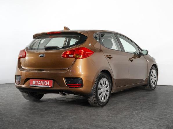 Kia Ceed II Рестайлинг с пробегом 2017 года, цена 1 349 000 рублей, 92050 км, хэтчбек, Автокод Объявления