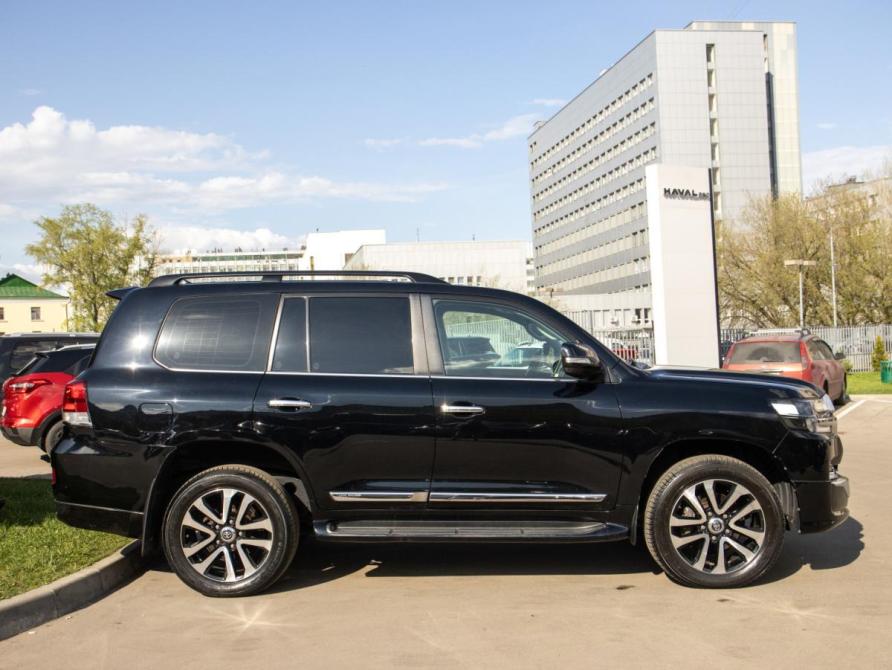 Toyota Land Cruiser 200 Series Рестайлинг 2 Москва  - изображение 3