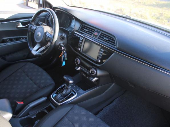 Kia Rio IV с пробегом 2018 года, цена 1 579 000 рублей, 64075 км, седан, Автокод Объявления