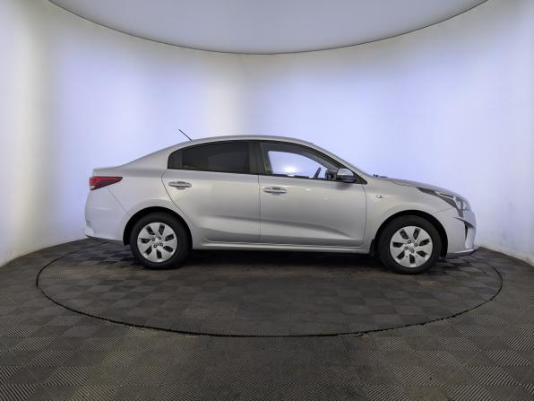 Kia Rio IV Рестайлинг с пробегом 2021 года, цена 1 690 000 рублей, 101768 км, седан, Автокод Объявления