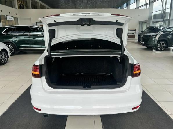 Volkswagen Jetta VI Рестайлинг с пробегом 2017 года, цена 1 295 000 рублей, 191944 км, седан, Автокод Объявления