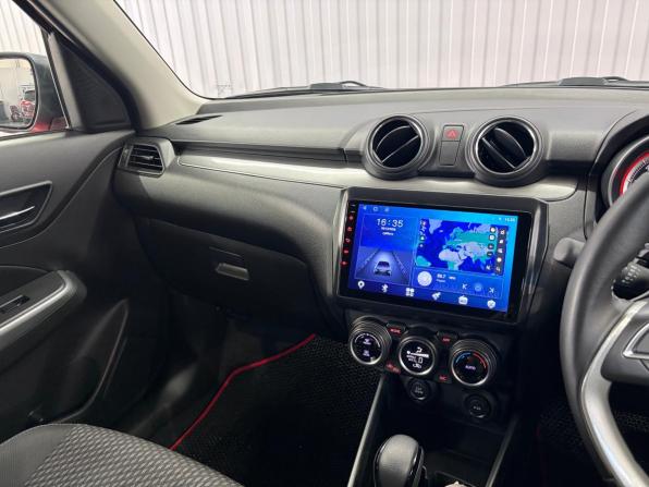 Suzuki Swift V Рестайлинг с пробегом 2021 года, цена 1 397 000 рублей, 28647 км, хэтчбек, Автокод Объявления