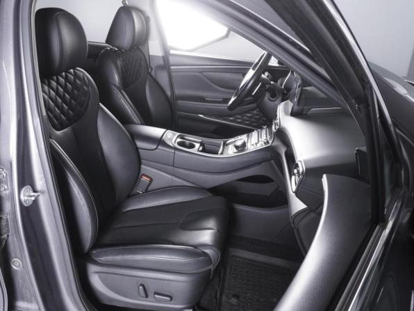 Hyundai Santa Fe IV Рестайлинг с пробегом 2022 года, цена 3 899 000 рублей, 86987 км, внедорожник, Автокод Объявления