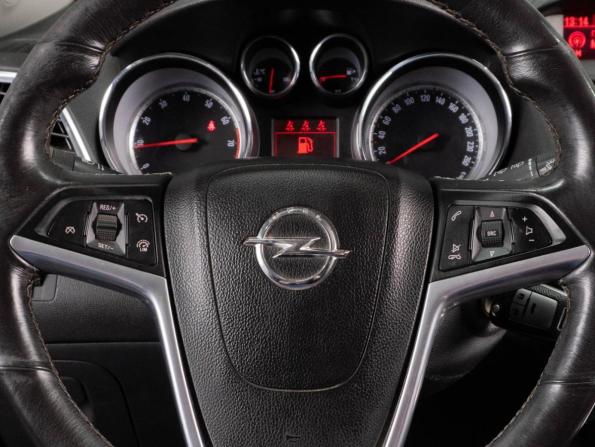 Opel Mokka I с пробегом 2013 года, цена 1 199 000 рублей, 83423 км, внедорожник, Автокод Объявления