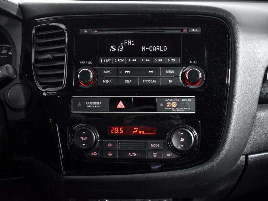 Mitsubishi Outlander III Рестайлинг 3 Санкт-Петербург  - изображение 16