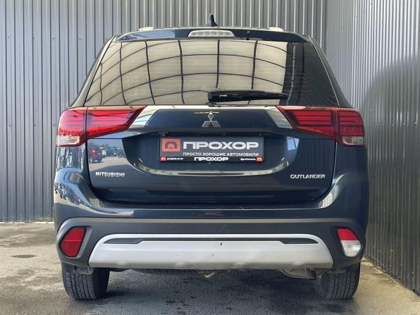 Mitsubishi Outlander III Рестайлинг 3 с пробегом 2018 года, цена 1 677 000 рублей, 161354 км, внедорожник, Автокод Объявления