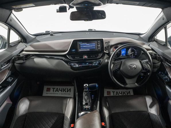 Toyota C-HR I с пробегом 2018 года, цена 2 000 000 рублей, 77355 км, внедорожник, Автокод Объявления