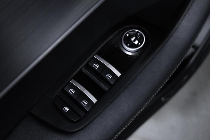 Chery Tiggo 7 Pro Max I с пробегом 2024 года, цена 2 100 000 рублей, 27741 км, внедорожник, Автокод Объявления