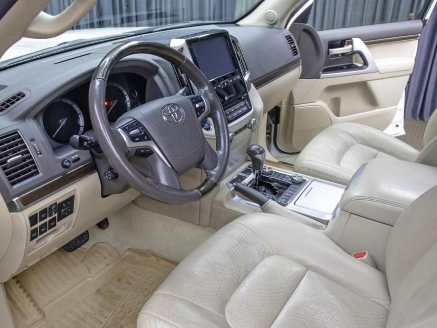 Toyota Land Cruiser 200 Series Рестайлинг 2 Москва  - изображение 16