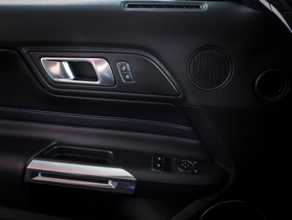 Ford Mustang VI Рестайлинг с пробегом 2022 года, цена 3 685 000 рублей, 42981 км, купе, Автокод Объявления