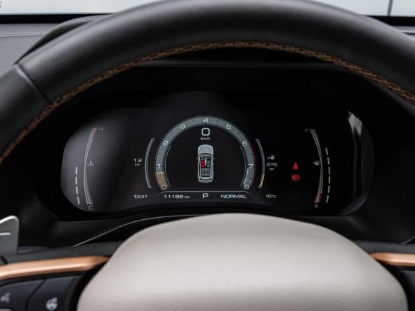 Haval Jolion I Рестайлинг с пробегом 2024 года, цена 2 200 000 рублей, 11162 км, внедорожник, Автокод Объявления