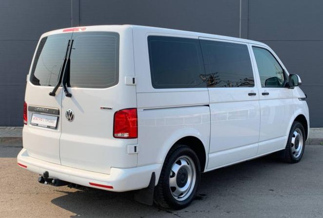 Volkswagen Caravelle T6 Рестайлинг с пробегом 2020 года, цена 3 640 000 рублей, 56851 км, минивэн, Автокод Объявления