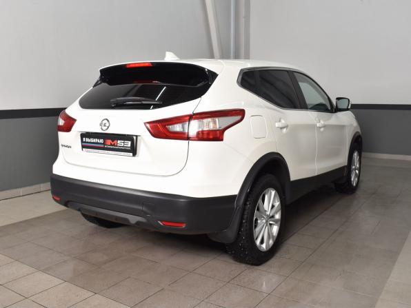 Nissan Qashqai II с пробегом 2018 года, цена 1 669 995 рублей, 157895 км, внедорожник, Автокод Объявления