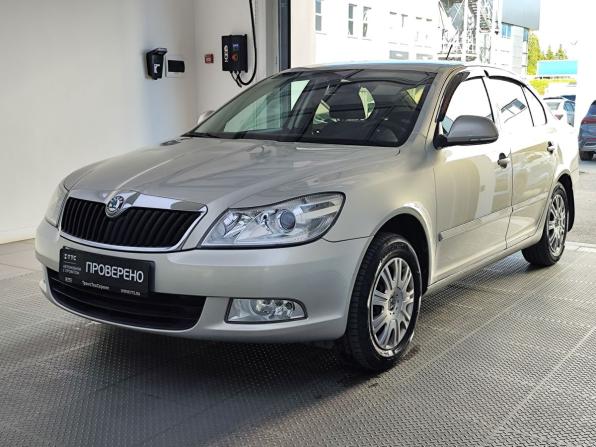 Skoda Octavia II (A5) Рестайлинг с пробегом 2013 года, цена 1 045 000 рублей, 149944 км, лифтбек, Автокод Объявления