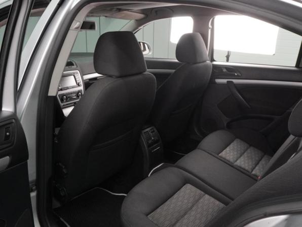 Skoda Octavia II (A5) Рестайлинг с пробегом 2012 года, цена 954 000 рублей, 208938 км, лифтбек, Автокод Объявления