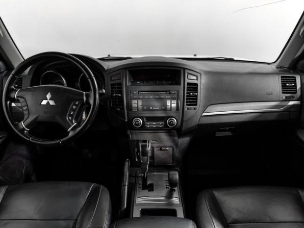 Mitsubishi Pajero IV Рестайлинг 1 с пробегом 2011 года, цена 1 749 000 рублей, 125716 км, внедорожник, Автокод Объявления