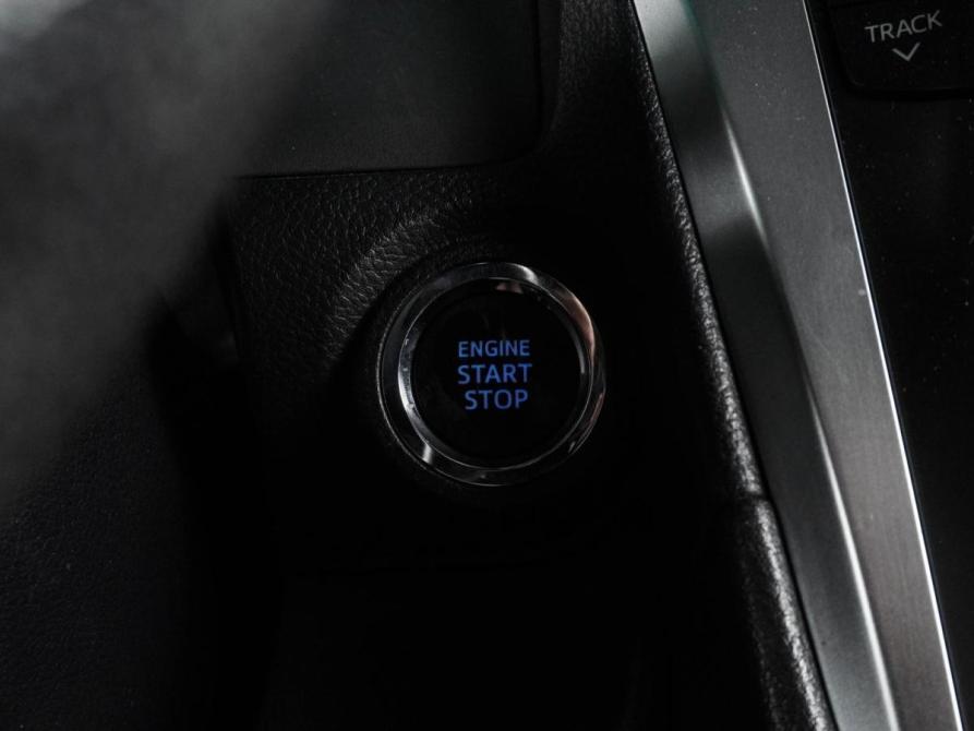 Toyota Camry VII (XV50) Рестайлинг Воронеж  - изображение 17
