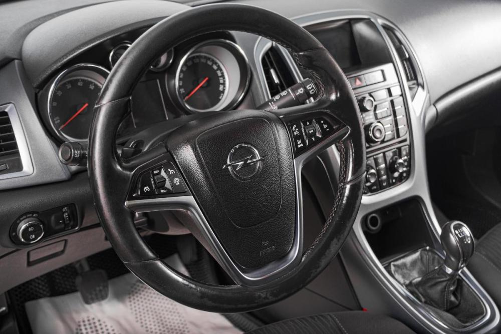 Opel Astra J Томск  - изображение 9