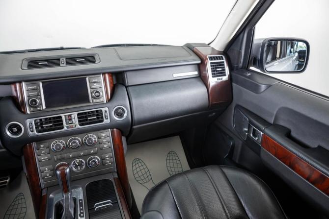 Land Rover Range Rover III Рестайлинг 2 с пробегом 2011 года, цена 2 549 000 рублей, 147898 км, внедорожник, Автокод Объявления