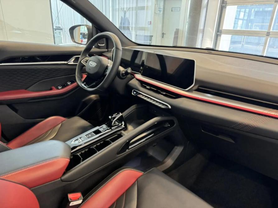 Geely Coolray I Рестайлинг Подольск  - изображение 8