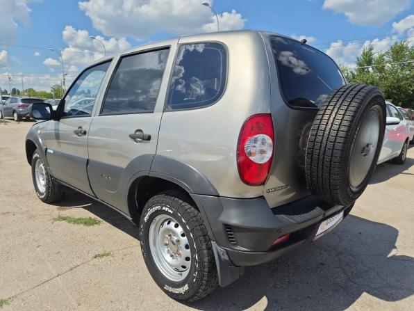 Chevrolet Niva I Рестайлинг с пробегом 2011 года, цена 560 000 рублей, 77146 км, внедорожник, Автокод Объявления