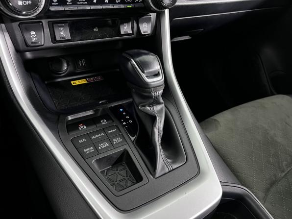 Toyota RAV4 V (XA50) с пробегом 2024 года, цена 3 570 000 рублей, 48823 км, внедорожник, Автокод Объявления