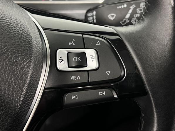 Volkswagen Tiguan II с пробегом 2018 года, цена 2 459 000 рублей, 71133 км, внедорожник, Автокод Объявления