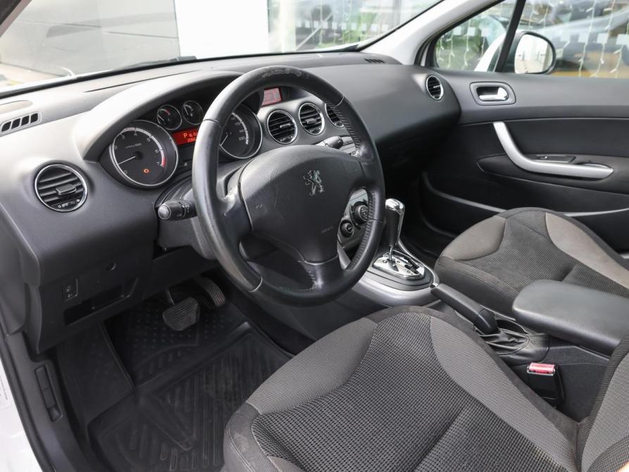 Peugeot 308 I Москва  - изображение 15
