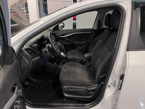 Lada (ВАЗ) Vesta I с пробегом 2020 года, цена 950 000 рублей, 140276 км, седан, Автокод Объявления