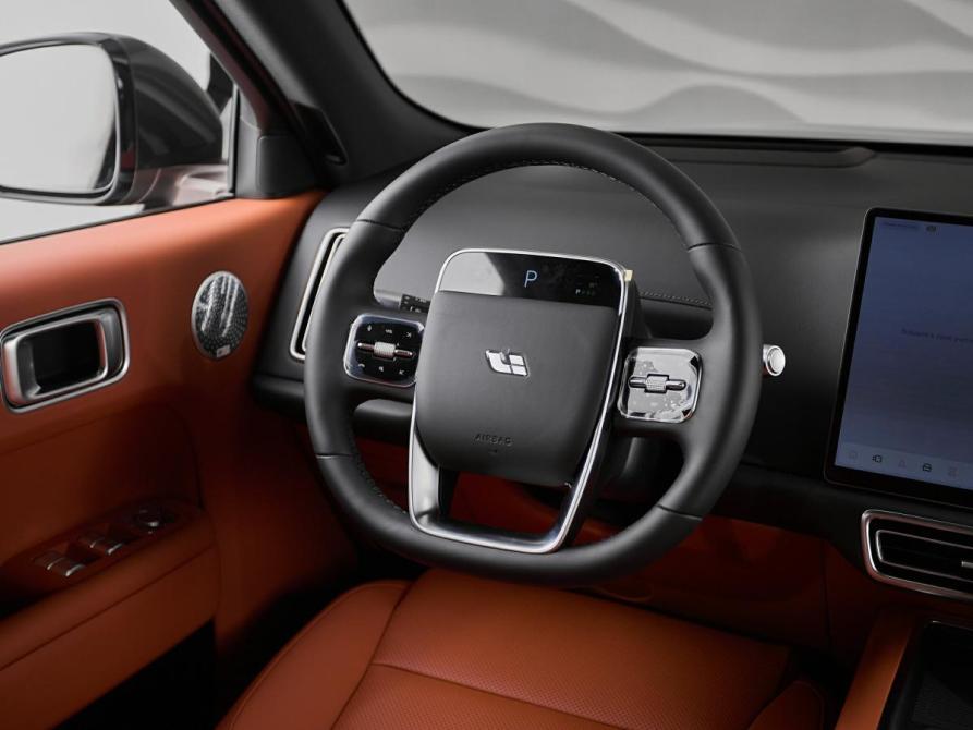 Li Auto (Lixiang) L9 I Рестайлинг Москва  - изображение 16