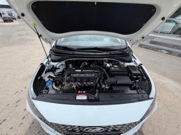 Hyundai Solaris II Рестайлинг с пробегом 2021 года, цена 1 620 000 рублей, 92092 км, седан, Автокод Объявления