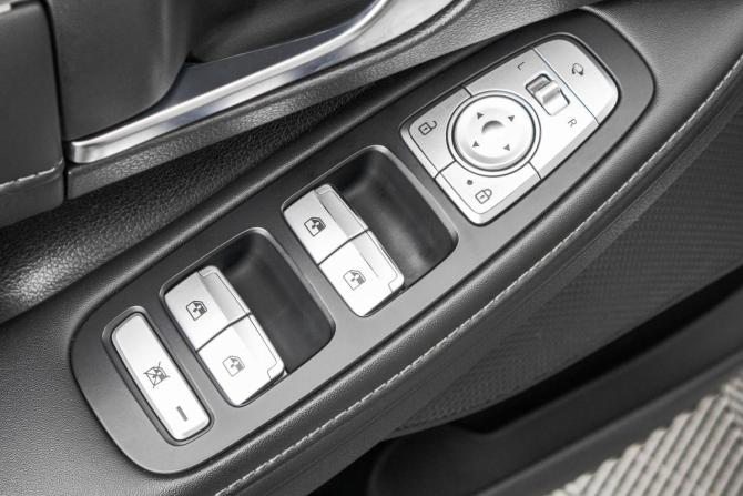 Hyundai Sonata VIII (DN8) с пробегом 2020 года, цена 2 299 000 рублей, 75000 км, седан, Автокод Объявления