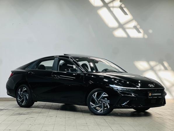Hyundai Elantra VII (CN7) Рестайлинг с пробегом 2025 года, цена 2 490 000 рублей, 30 км, седан, Автокод Объявления