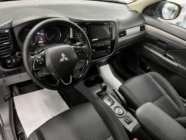 Mitsubishi Outlander III Рестайлинг 2 с пробегом 2016 года, цена 1 450 000 рублей, 231442 км, внедорожник, Автокод Объявления