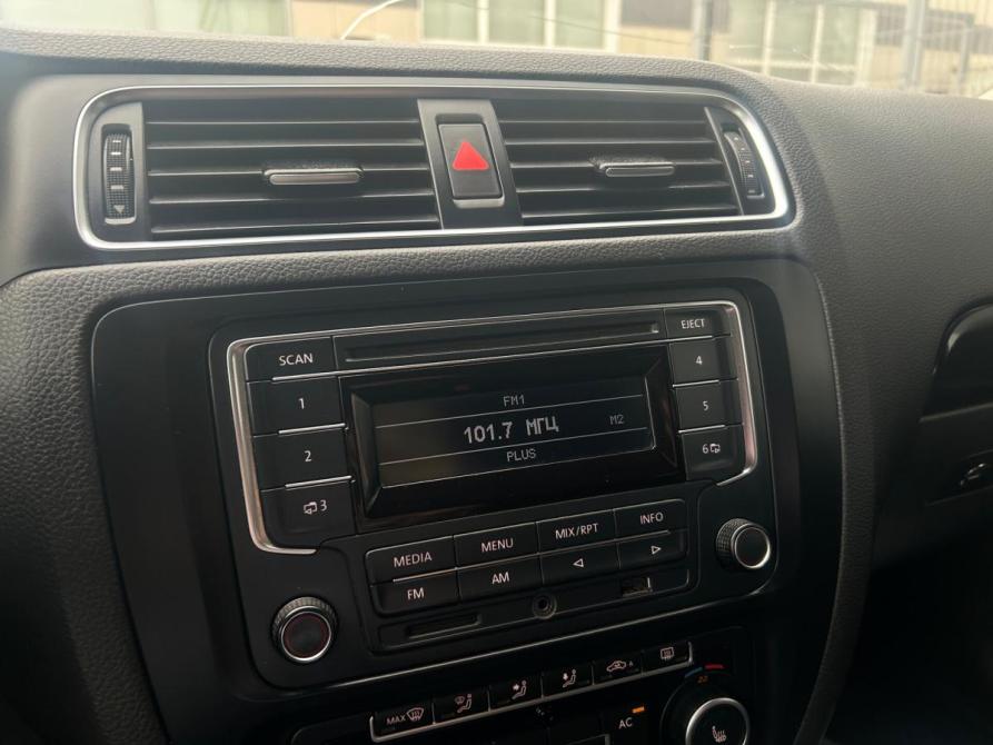 Volkswagen Jetta VI Ульяновск  - изображение 17