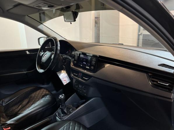 Skoda Rapid II с пробегом 2021 года, цена 1 433 000 рублей, 81135 км, лифтбек, Автокод Объявления