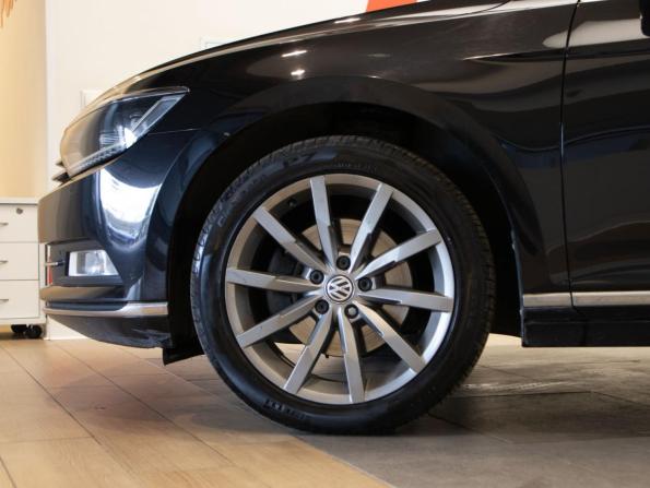 Volkswagen Passat B8 с пробегом 2018 года, цена 2 440 000 рублей, 87507 км, седан, Автокод Объявления