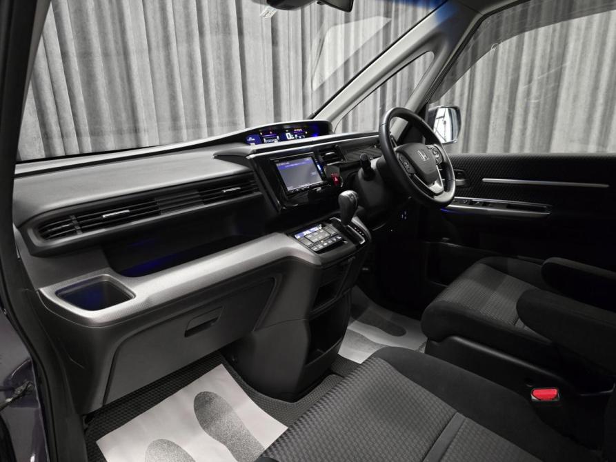Honda Stepwgn V Красноярск  - изображение 15