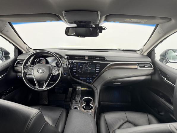 Toyota Camry VIII (XV70) с пробегом 2019 года, цена 2 860 000 рублей, 136112 км, седан, Автокод Объявления